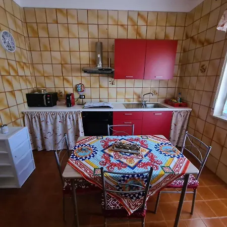Apartamento Acquamarina House *